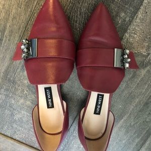 Maroon Nine West d'orsay flats